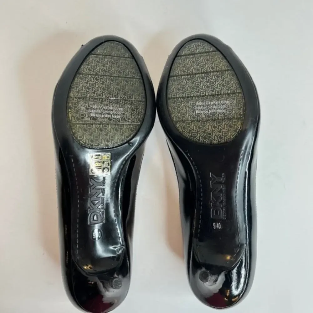 DKNY Black Patent Peep Toe Bow Heels Size 9 Elegant Feminine NWOB